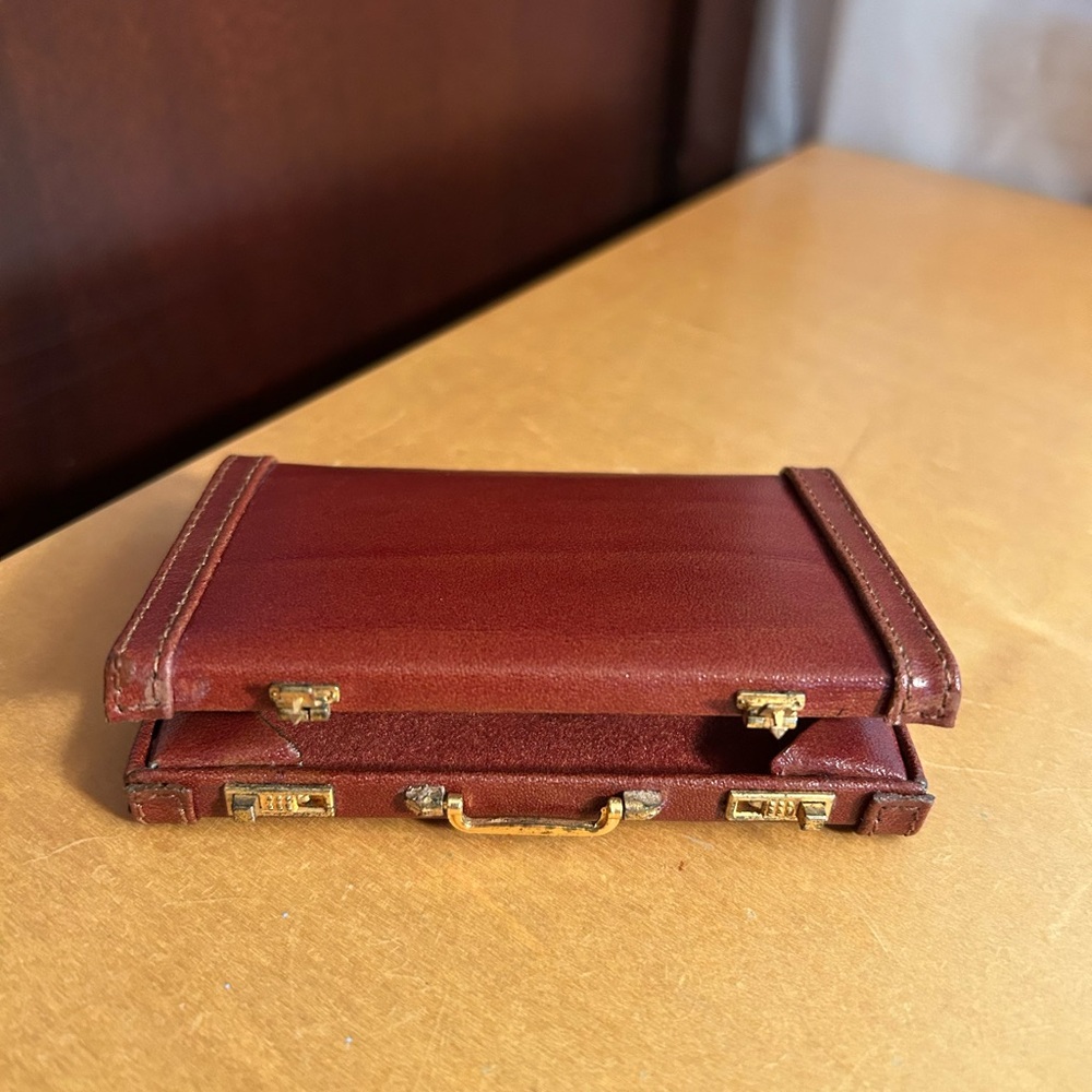 Brief Case Business Card Holder